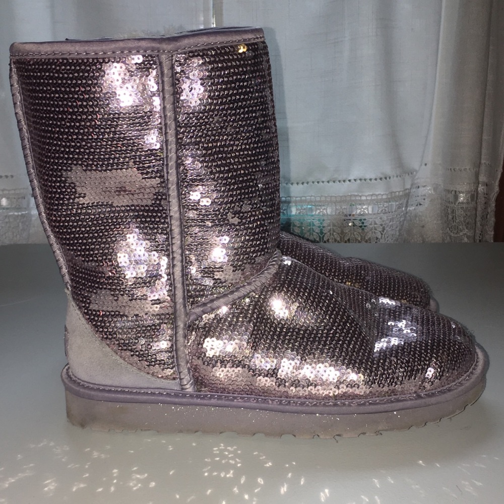 Sparkly Uggs- Lilac Classic Short
